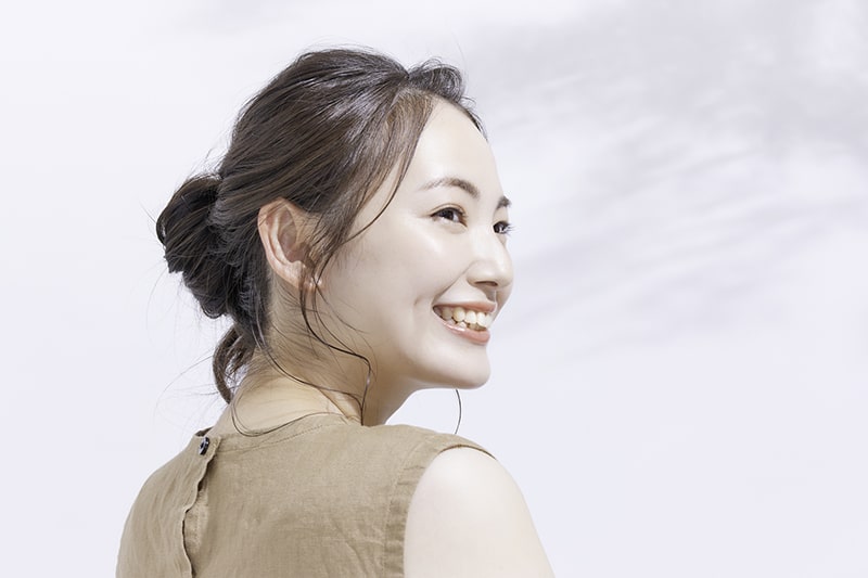 セラミック治療とは